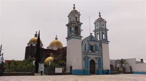 Vista exterior de un templo de Coronango, Puebla; fotografía de contexto, no de las detenciones.