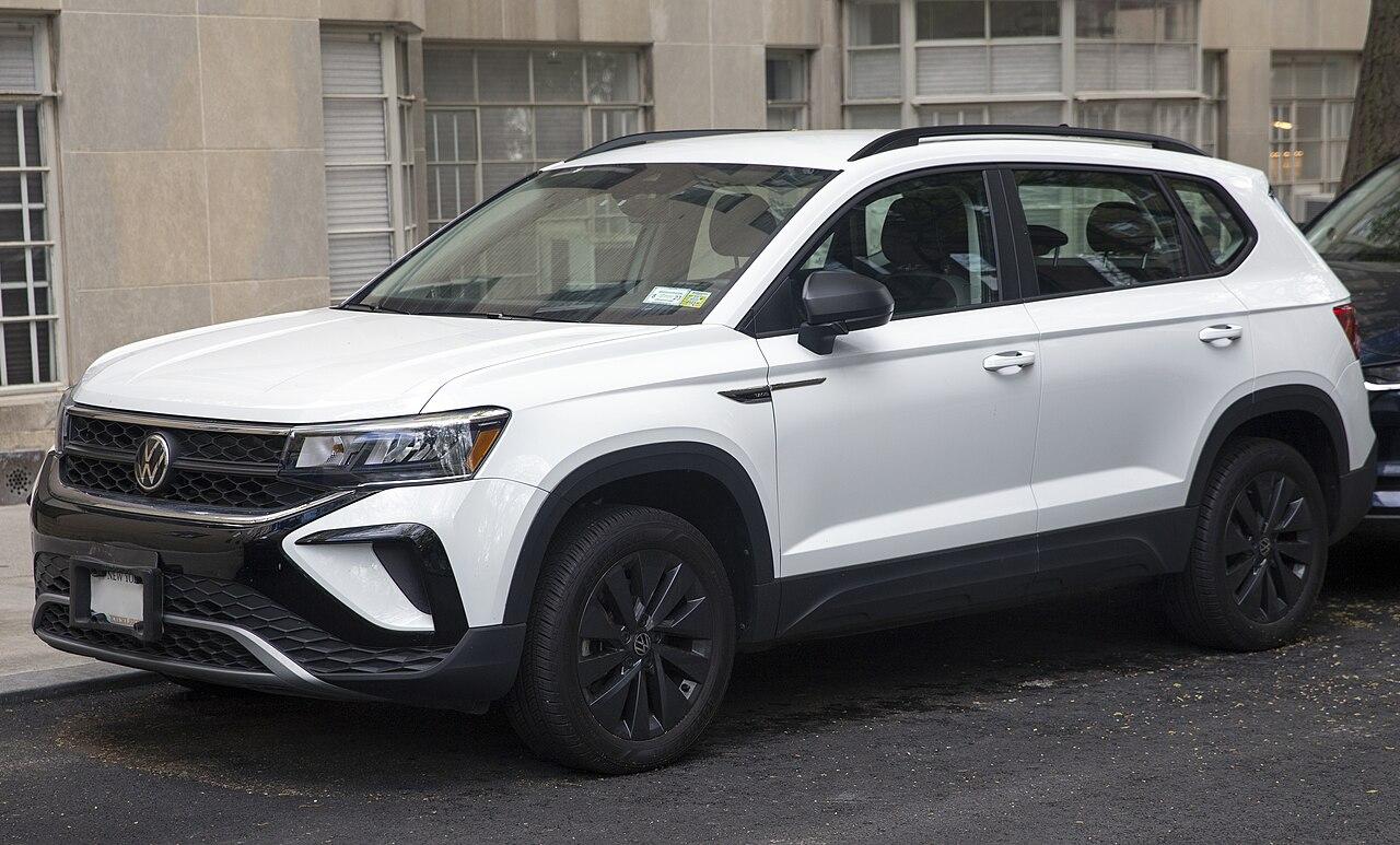 Volkswagen Taos S modelo 2022, fotografía de archivo tomada en 2023; no es la planta de Puebla.